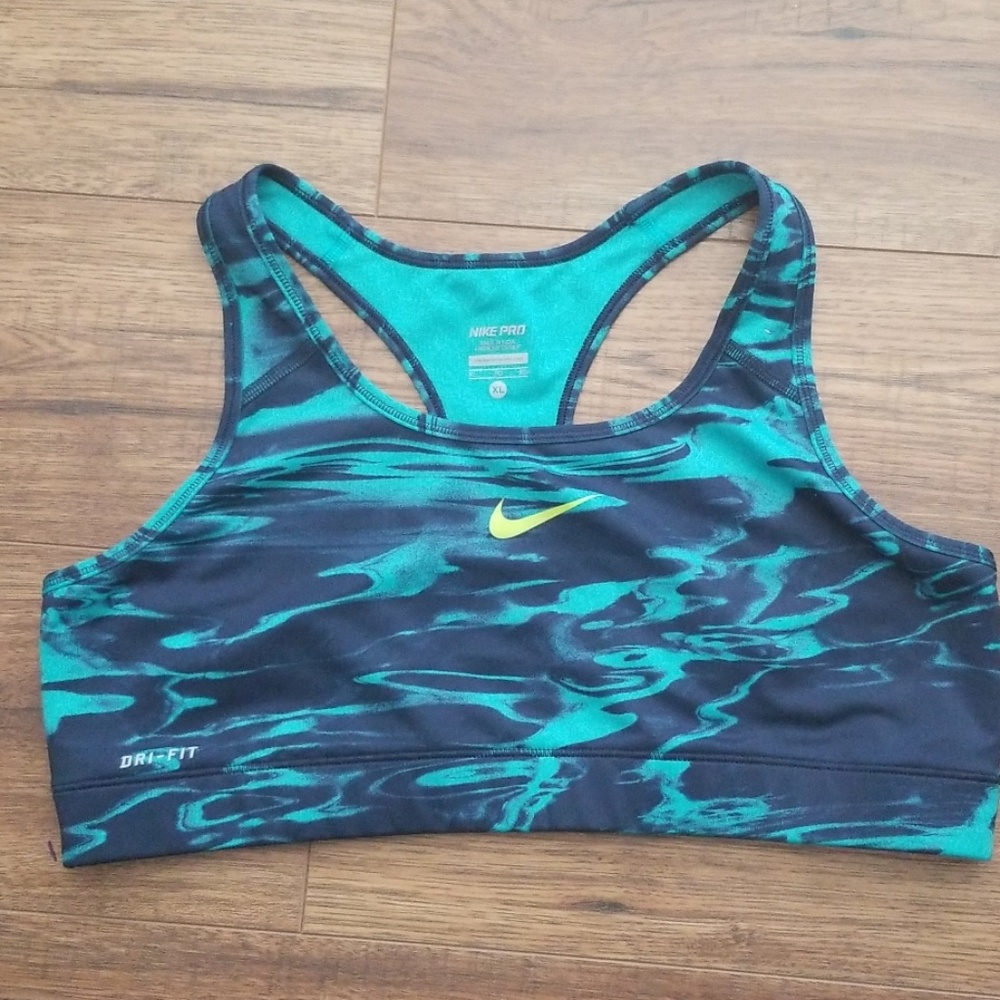 NIKE PRO dri-fit sports bra xl